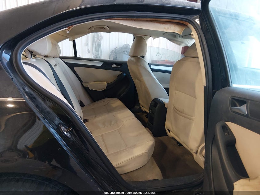 2012 VOLKSWAGEN JETTA auction photo 8