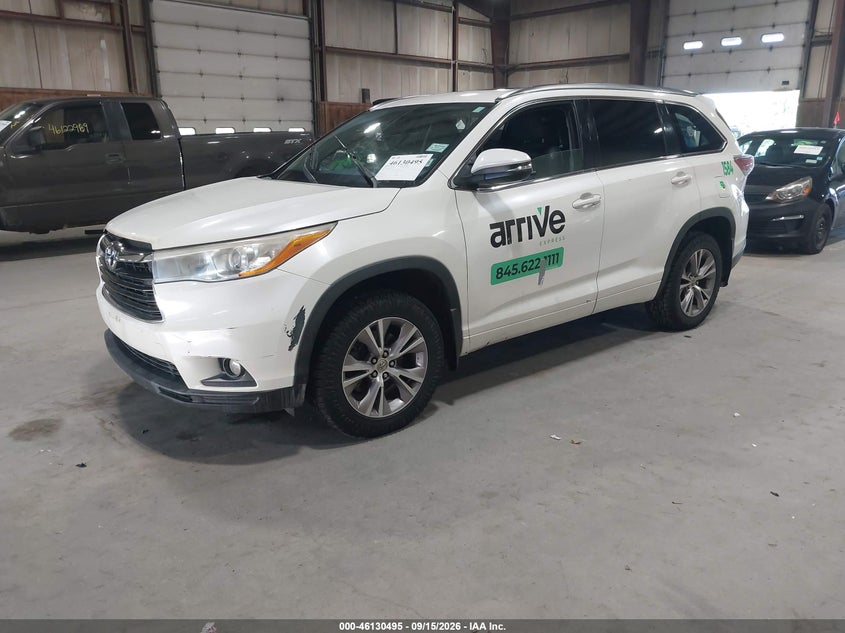 2014 TOYOTA HIGHLANDER auction photo 2