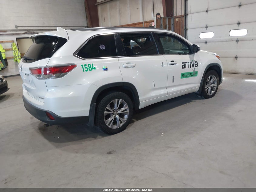 2014 TOYOTA HIGHLANDER auction photo 4