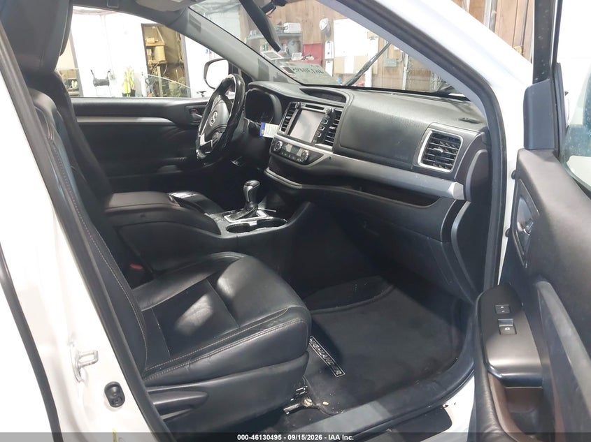2014 TOYOTA HIGHLANDER auction photo 5