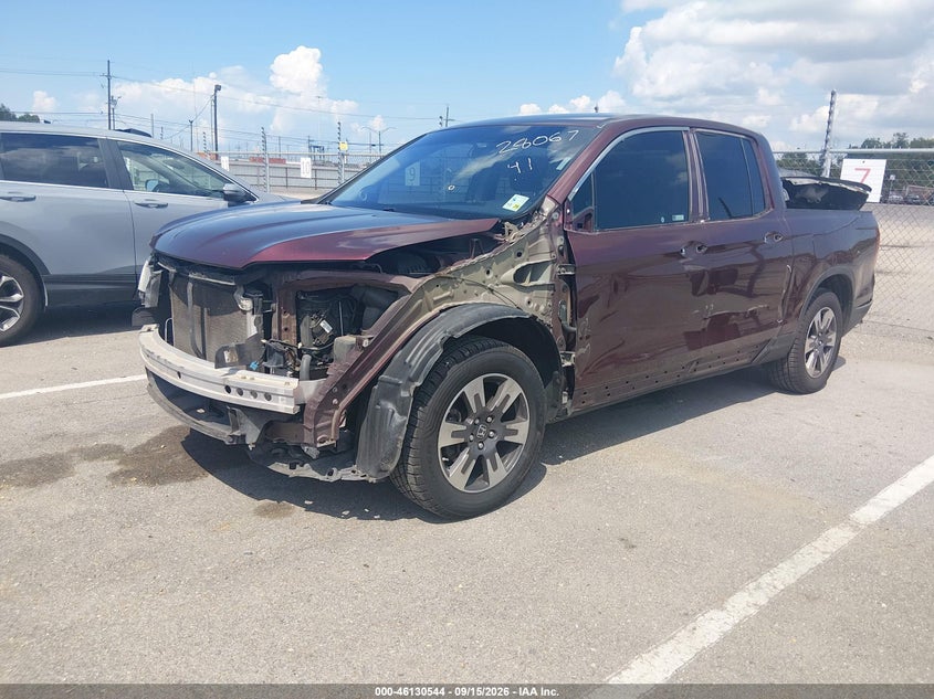 2018 Honda Ridgeline, Front End, IAAI, VIN 5FPYK2F64JB002011 — photo 2