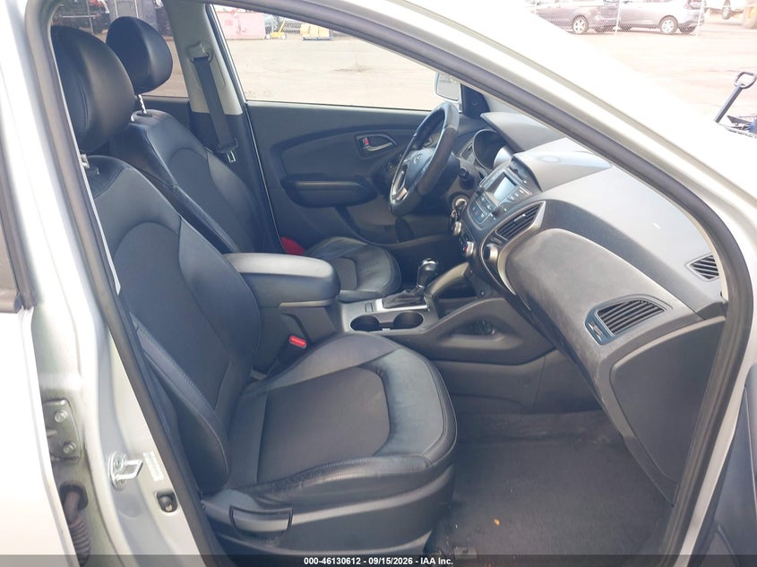 HYUNDAI TUCSON 2015 VIN KM8JU3AG2FU993682