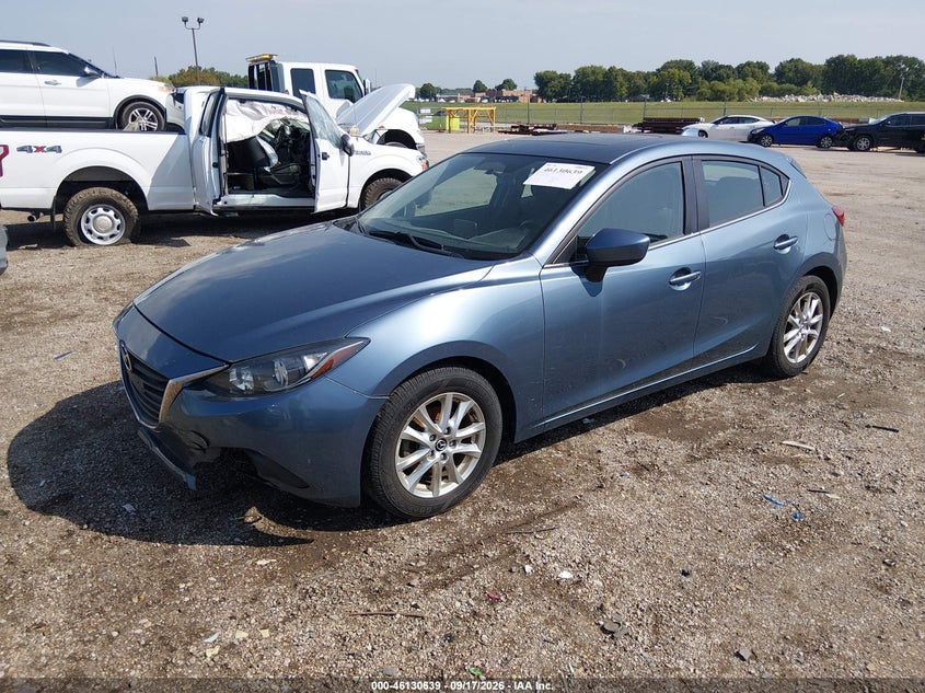2015 MAZDA MAZDA3 auction photo 2