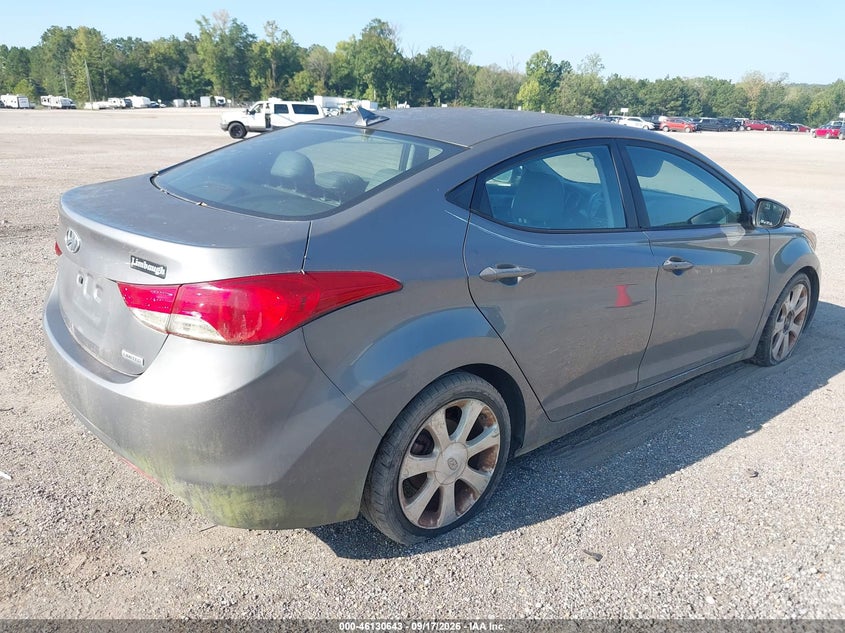 2013 HYUNDAI ELANTRA auction photo 4