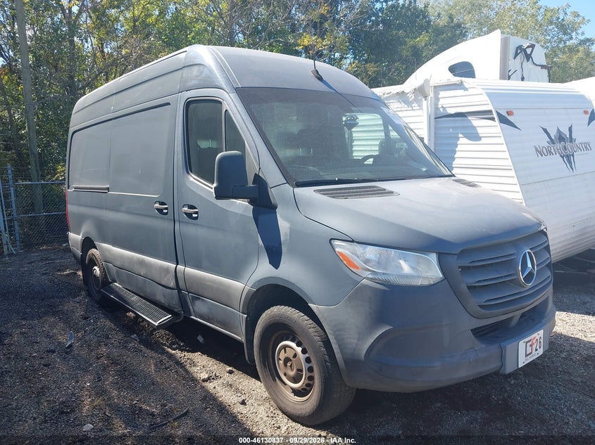 2019 MERCEDES-BENZ SPRINTER 2500 STANDARD ROOF V6