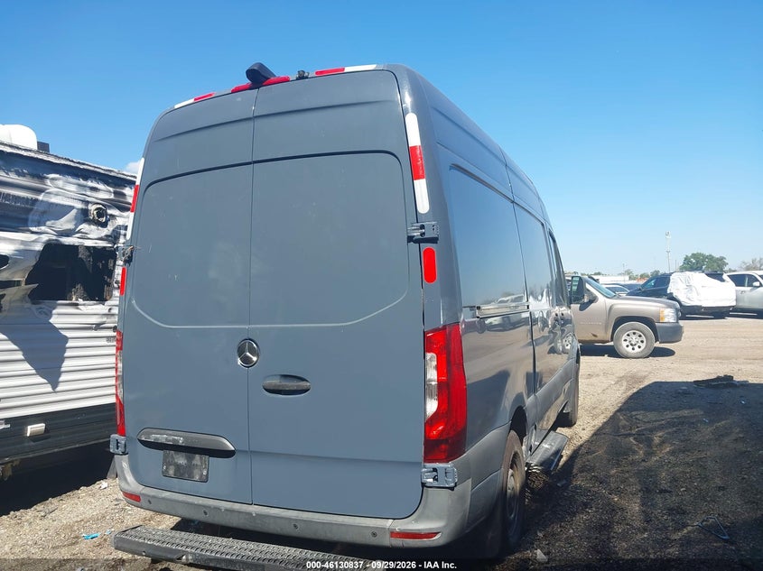 2019 MERCEDES-BENZ SPRINTER 2500 STANDARD ROOF V6 · Фото 4