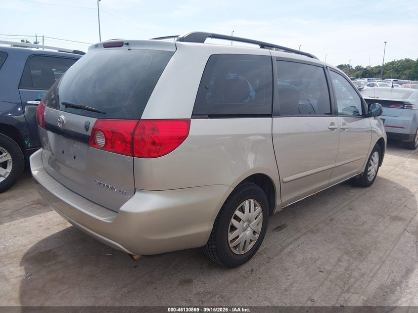 2008 TOYOTA SIENNA auction photo 4