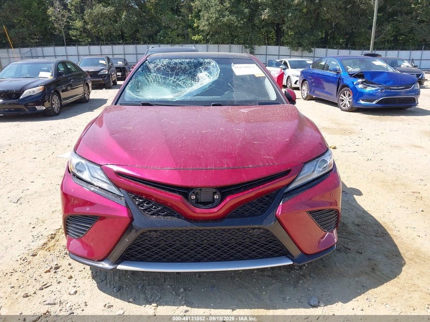 TOYOTA CAMRY - zdjęcie 12