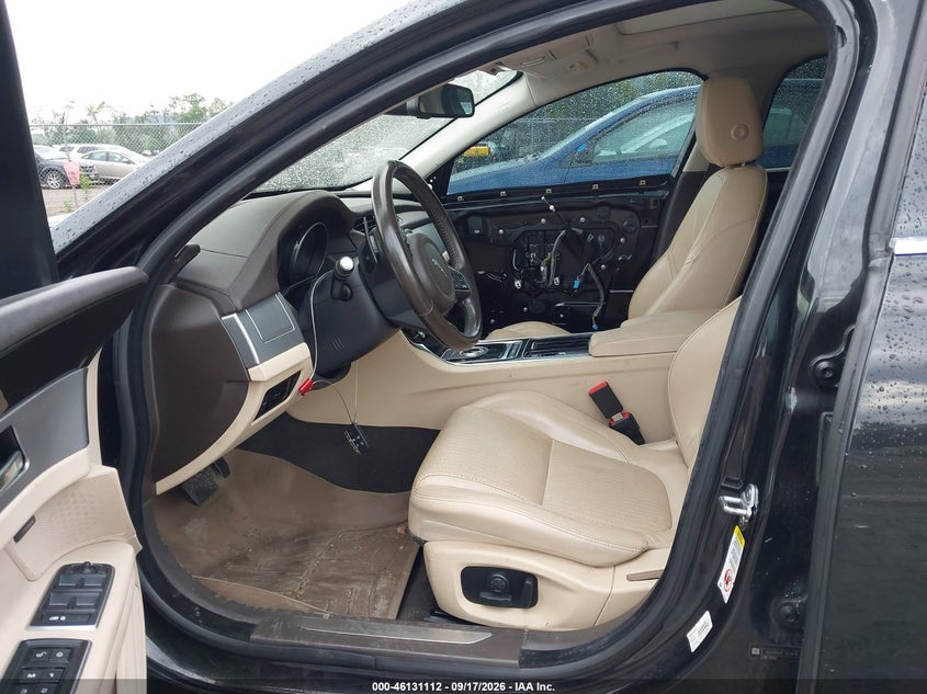 JAGUAR XF - zdjęcie 5