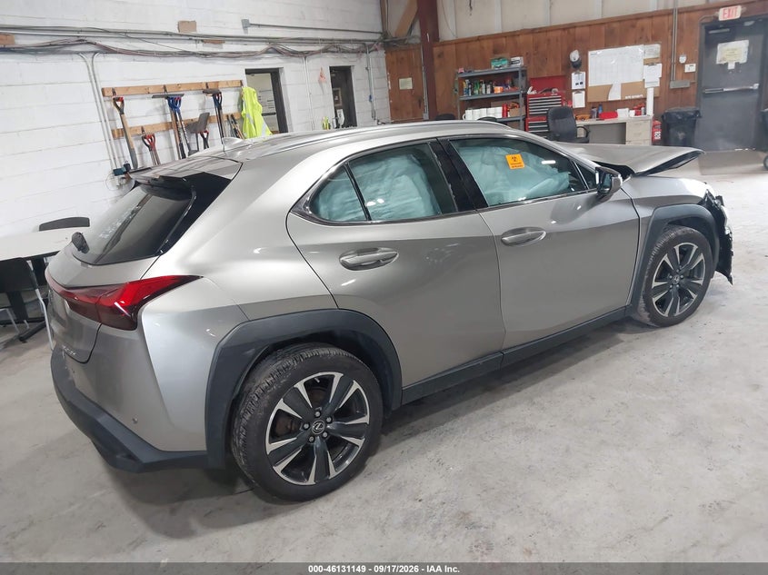 Vin: jthp9jbh0m2052072, lot: 46630882, lexus ux ux 250h 20214