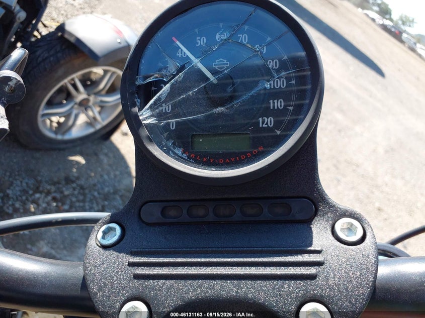 HARLEY-DAVIDSON XL883 2020