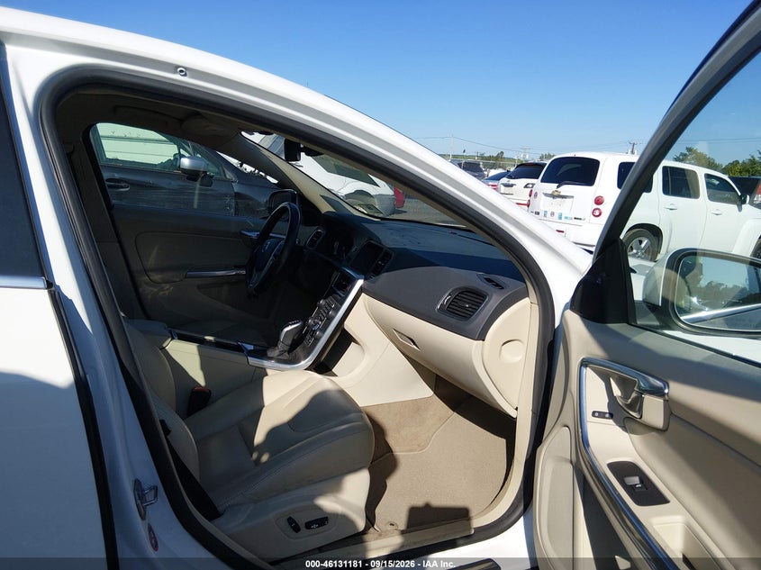 2015 VOLVO S60 auction photo 5