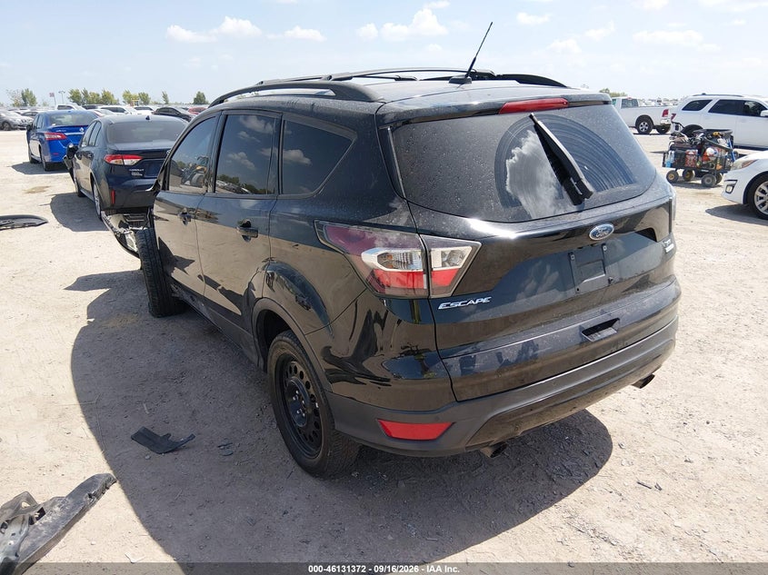 Vin: 1fmcu0gd7hua93545, lot: 46631105, ford escape se 20173