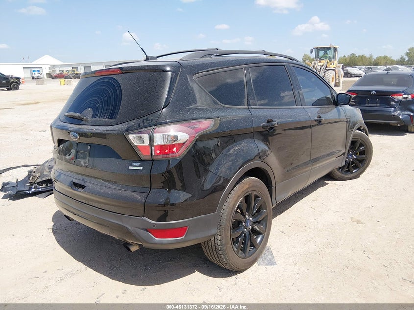 Vin: 1fmcu0gd7hua93545, lot: 46631105, ford escape se 20174