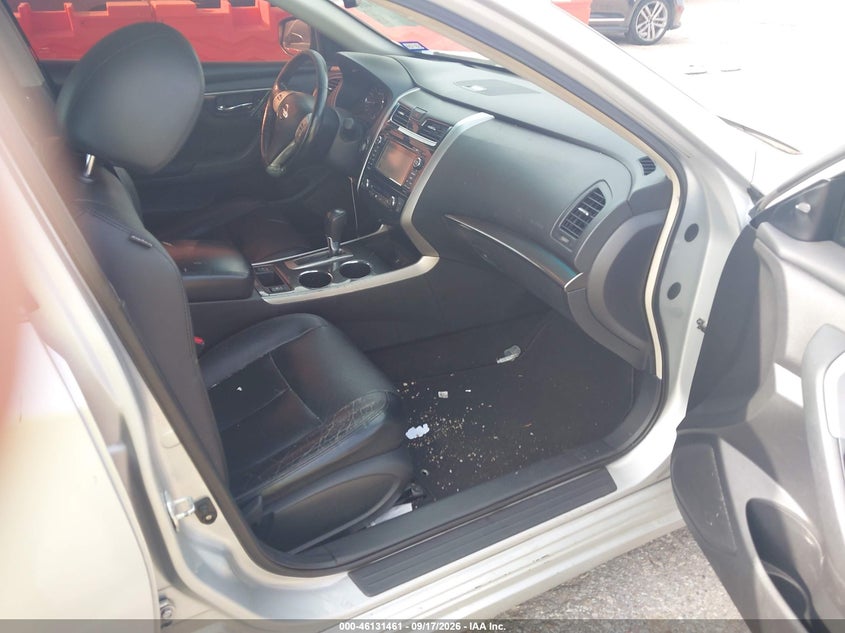 2013 NISSAN ALTIMA auction photo 5