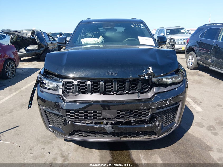JEEP GRAND CHEROKEE - zdjęcie 12