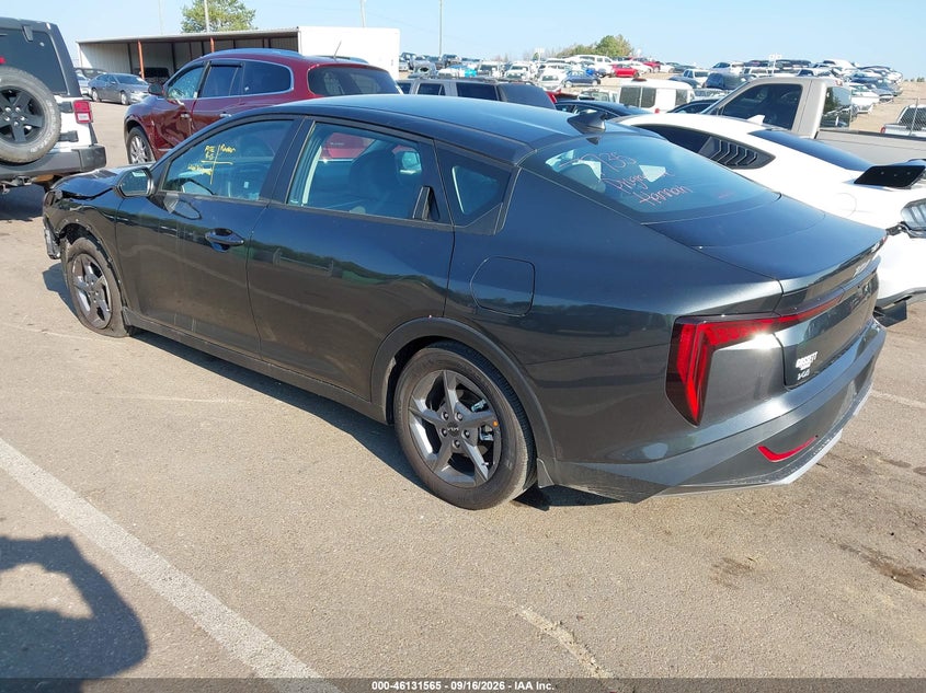 Vin: 3kpft4dexte346938, lot: 46631298, kia k4 lxs 20263