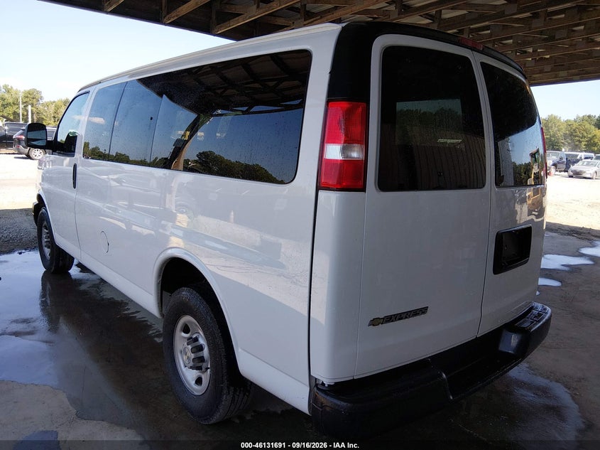 Vin: 1gawgefp7r1158567, lot: 46631424, chevrolet express passenger rwd 2500 regular wheelbase ls 20243