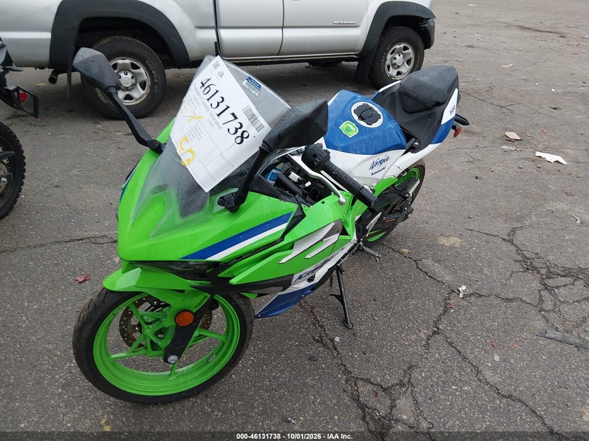 KAWASAKI EX500 2024
