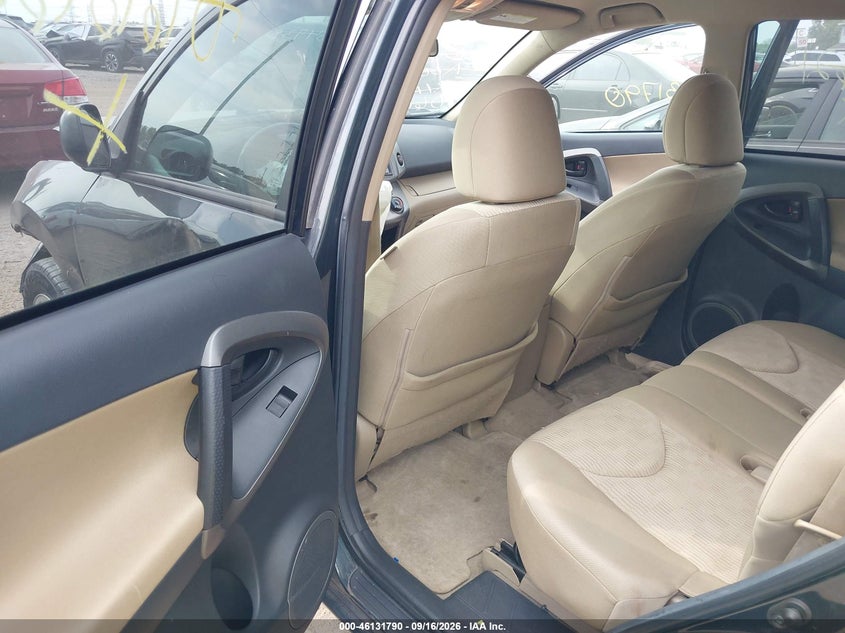 2011 TOYOTA RAV4 auction photo 8