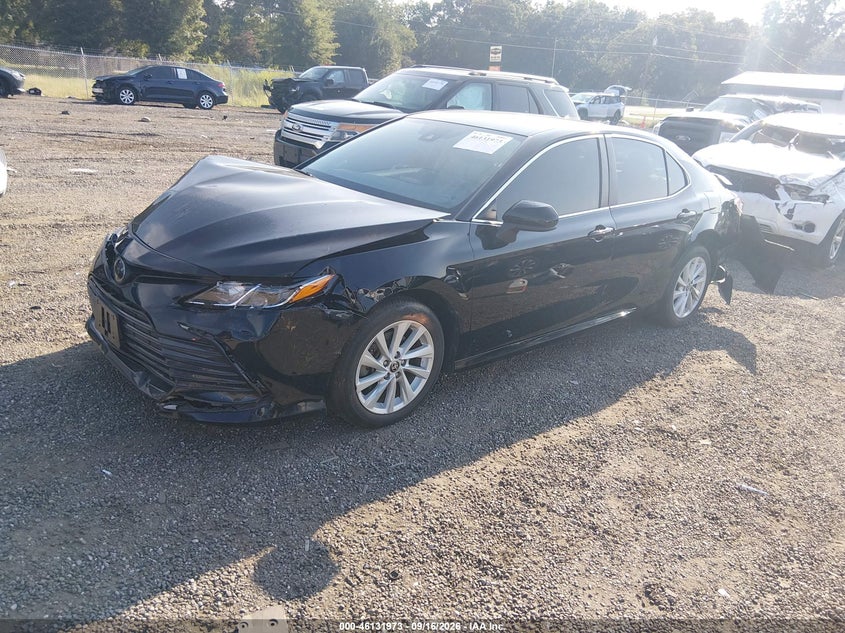 2022 Toyota Camry, Front & Rear, IAAI, VIN 4T1C11AK5NU676049 — photo 2
