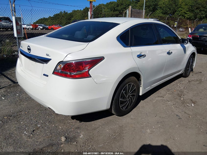 2015 NISSAN ALTIMA auction photo 4