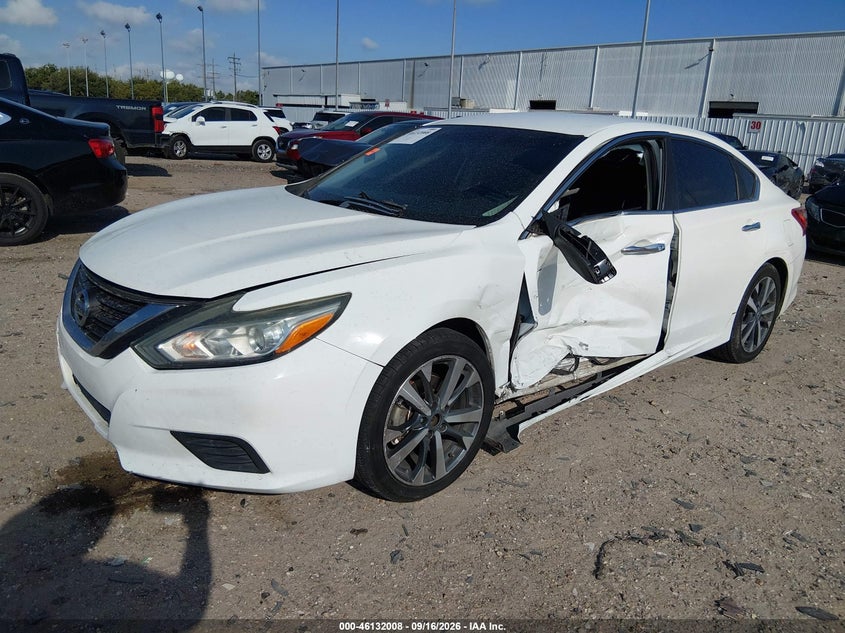 2017 Nissan Altima, Лівий бік, IAAI, VIN 1N4AL3AP3HN348629 — фото 2