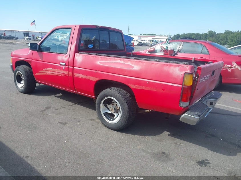 1995 NISSAN TRUCK auction photo 3