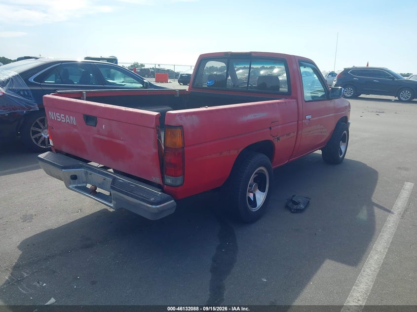 1995 NISSAN TRUCK auction photo 4