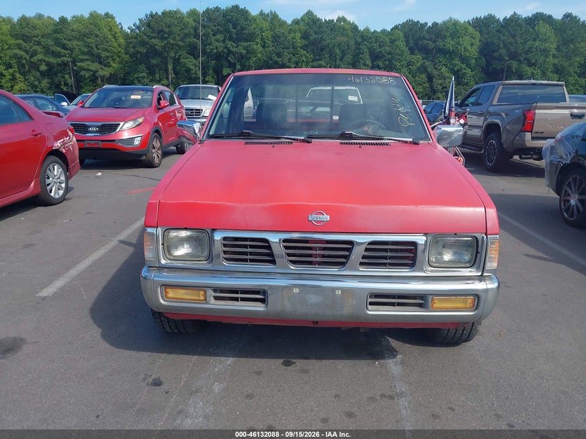1995 NISSAN TRUCK auction photo 6