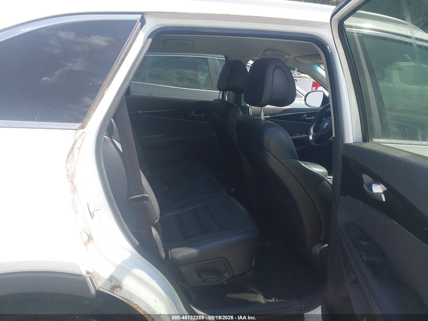 2016 KIA SORENTO auction photo 8