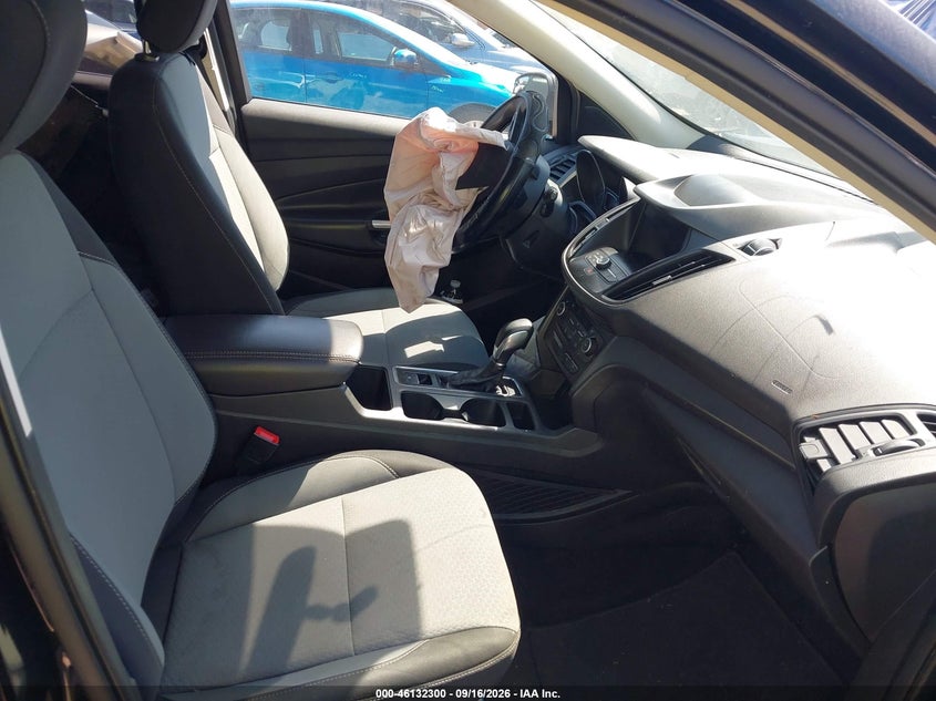 FORD ESCAPE 2019 VIN 1FMCU0GDXKUA07961