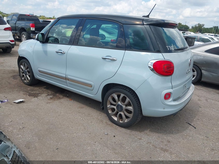 Vin: zfbcfach8fz030776, lot: 46632035, fiat 500l lounge 20153