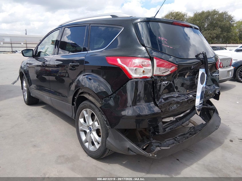 Vin: 1fmcu0j97fua61079, lot: 46632052, ford escape titanium 20153