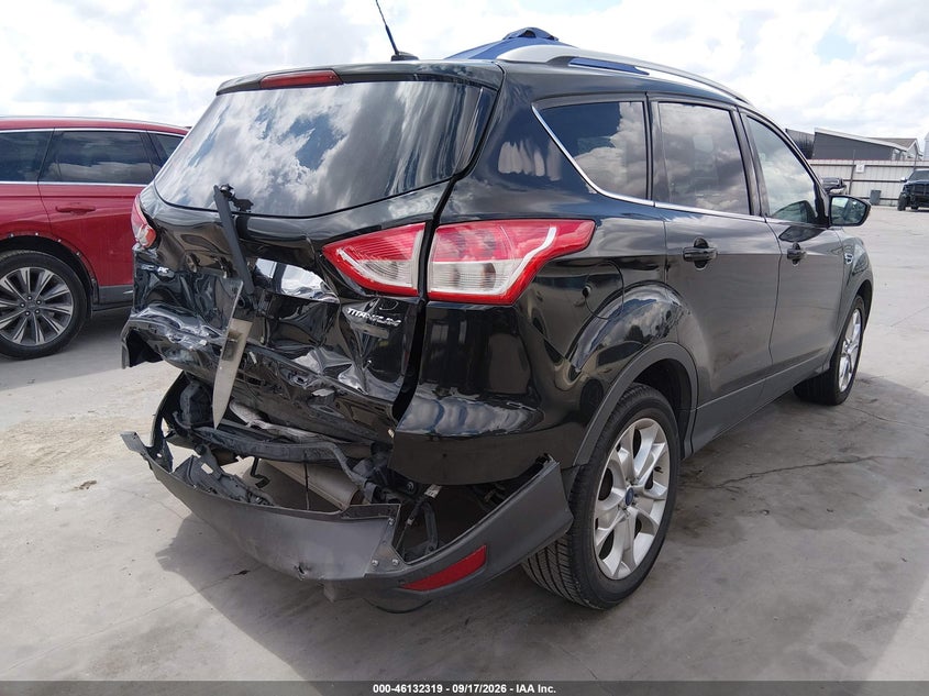 Vin: 1fmcu0j97fua61079, lot: 46632052, ford escape titanium 20154