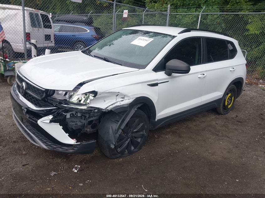 Vin: 3vvax7b27nm082743, lot: 46632280, volkswagen taos 1.5t s 20222