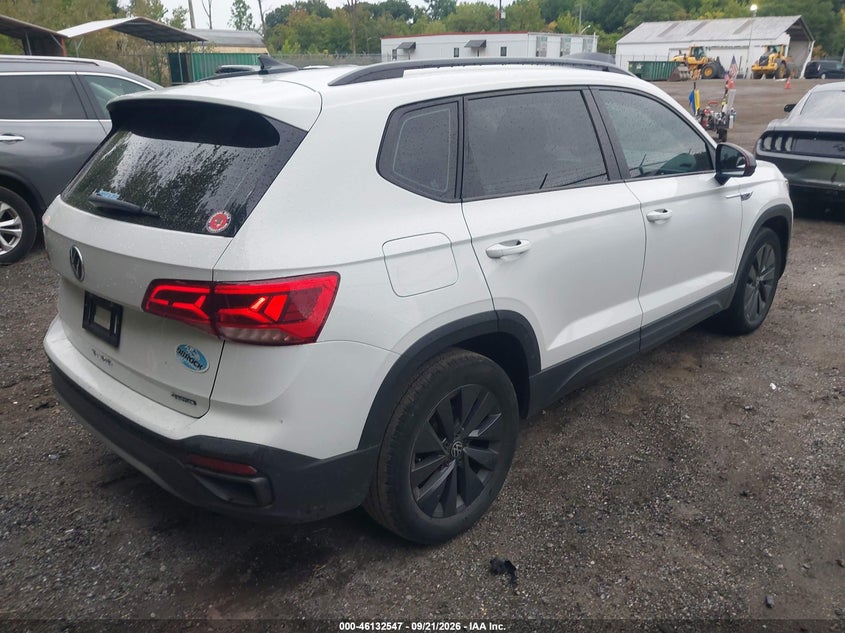 Vin: 3vvax7b27nm082743, lot: 46632280, volkswagen taos 1.5t s 20224