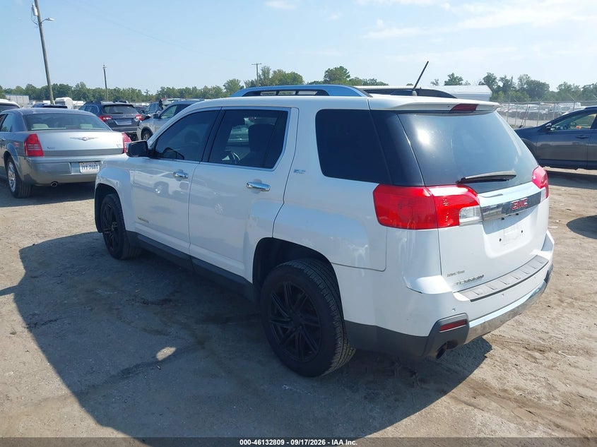 2015 GMC TERRAIN SLT-2 · Photo 3