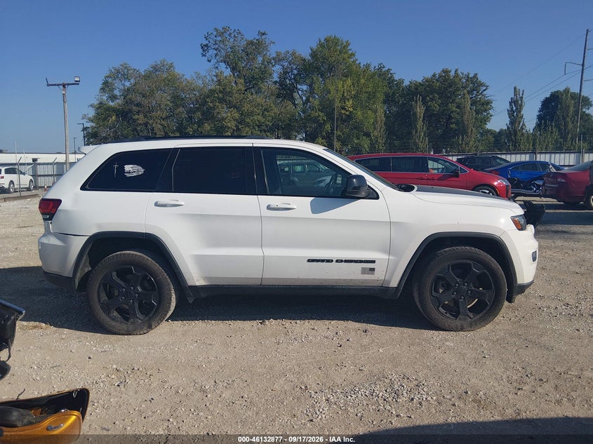 JEEP GRAND CHEROKEE - zdjęcie 13