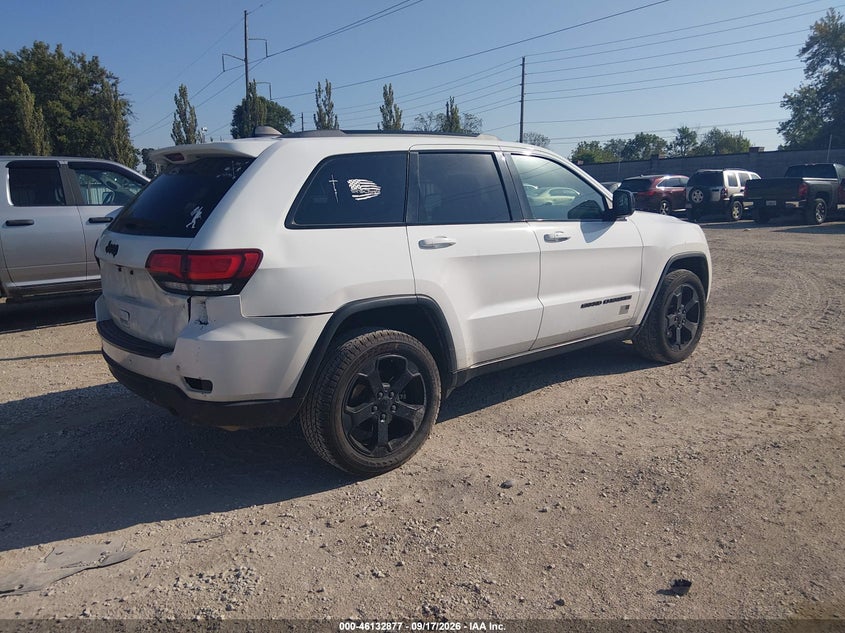 JEEP GRAND CHEROKEE - zdjęcie 4