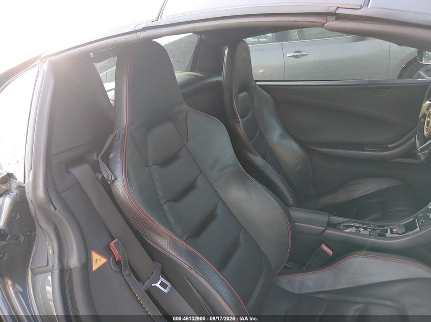 2015 MCLAREN 650S · Фото 8