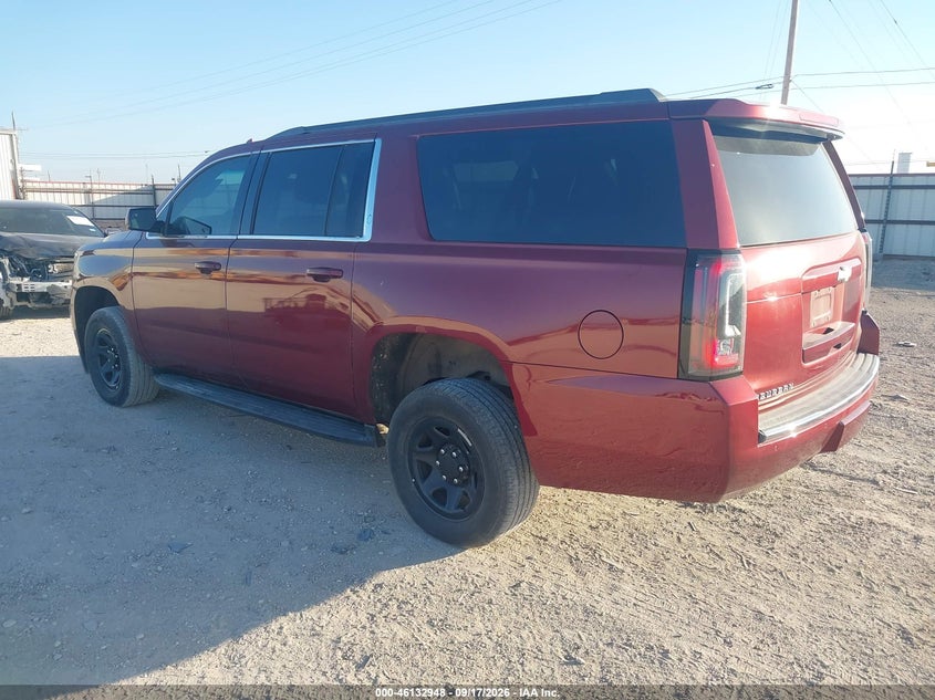 CHEVROLET SUBURBAN - zdjęcie 3
