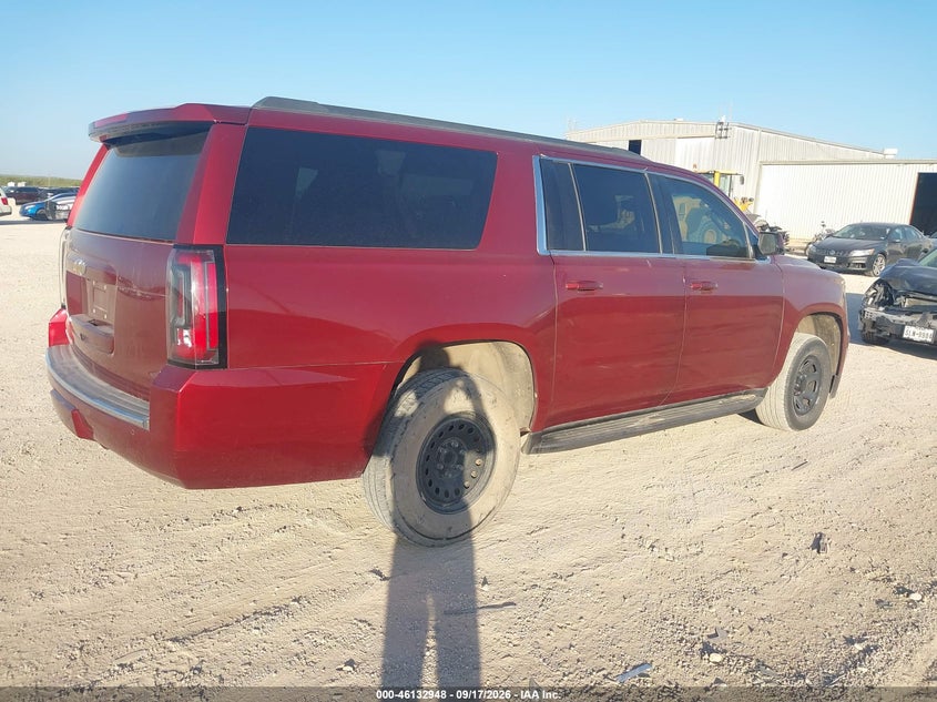 CHEVROLET SUBURBAN - zdjęcie 4