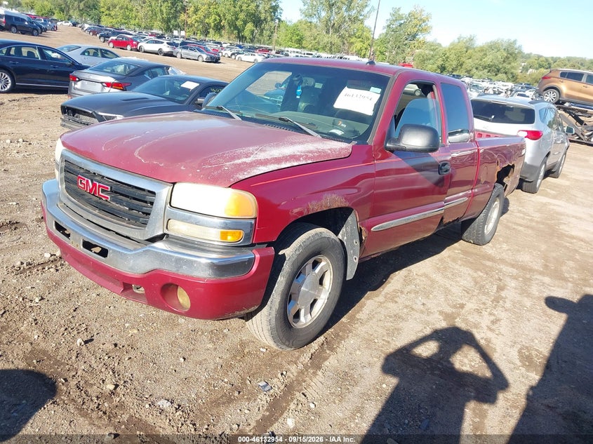 2004 GMC SIERRA 1500 auction photo 2