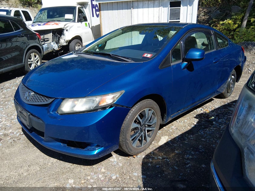 2013 Honda Civic, Normal Wear & Tear, IAAI, VIN 2HGFG3B81DH528806 — photo 2