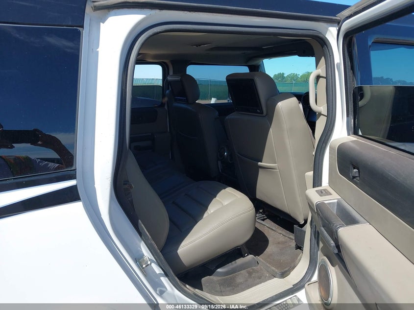 HUMMER H2 2003 VIN 5GRGN23U23H126813