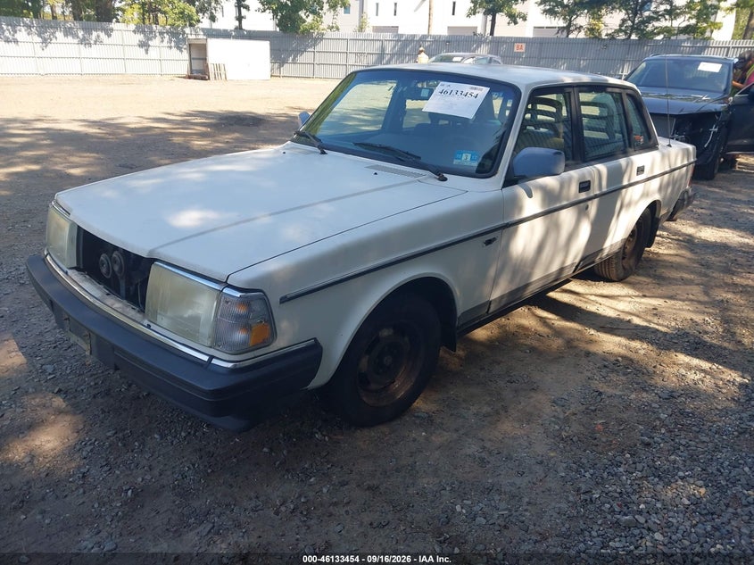 1991 VOLVO 240