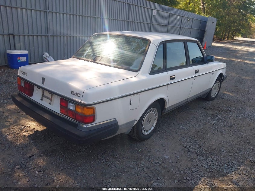 1991 VOLVO 240