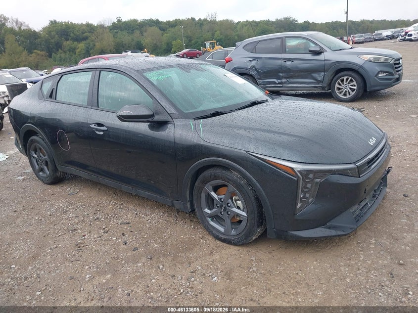 Vin: 3kpft4de0se019625, lot: 46633338, kia k4 lxs 2025 img_1