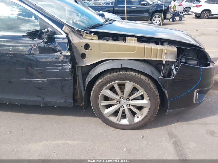 2012 LINCOLN MKS auction photo 6